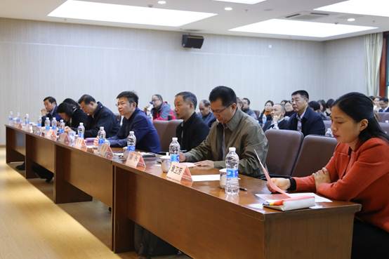 说明: E:/工作/11.27/11.27/IMG_1158.JPG